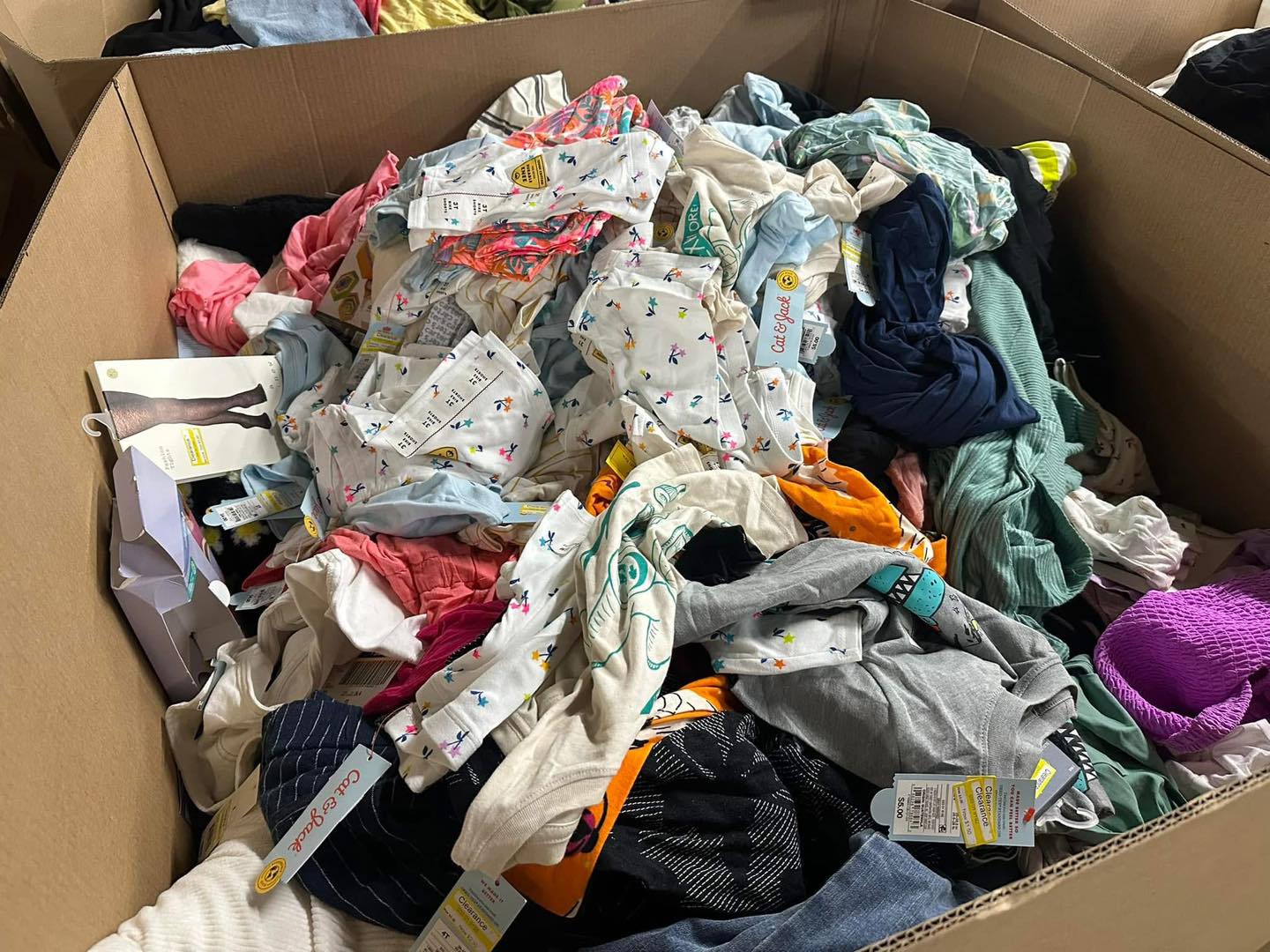 Target Clothing Pallet - Image 3