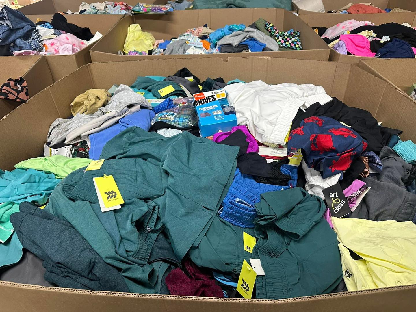 Target Clothing Pallet - Image 2