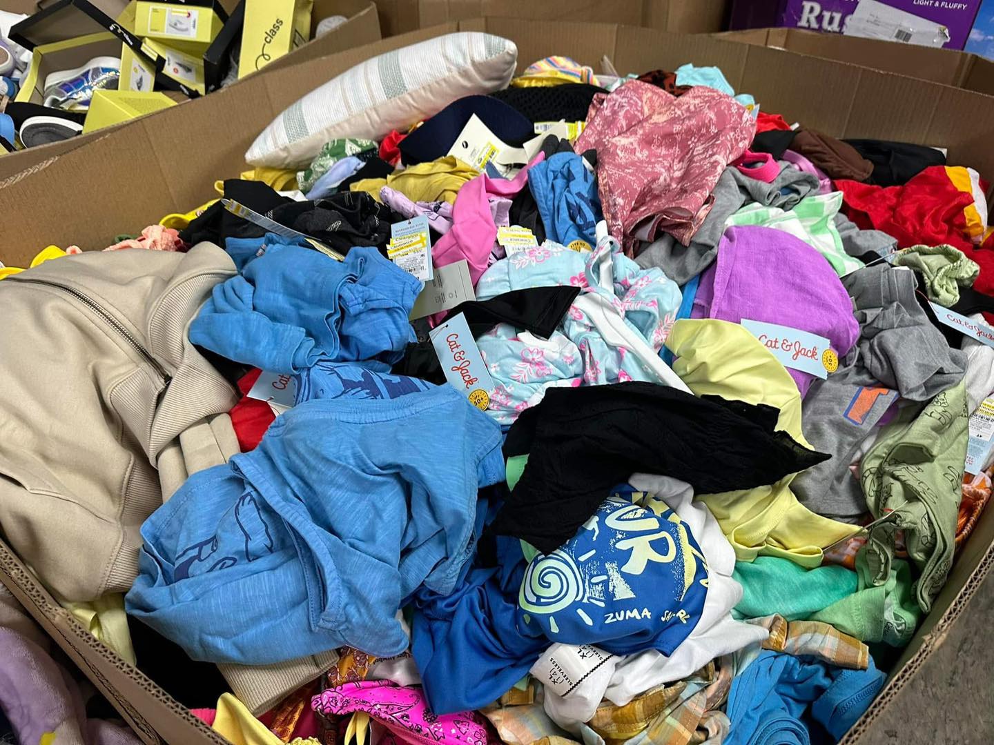 Target Clothing Pallet - Image 5